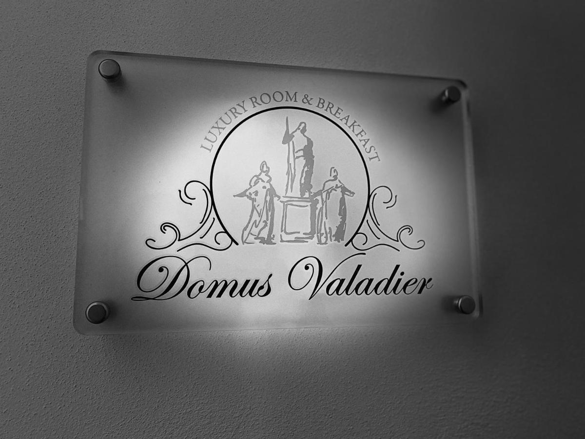 Domus Valadier B&B Guesthouse Fiumicino Exterior photo